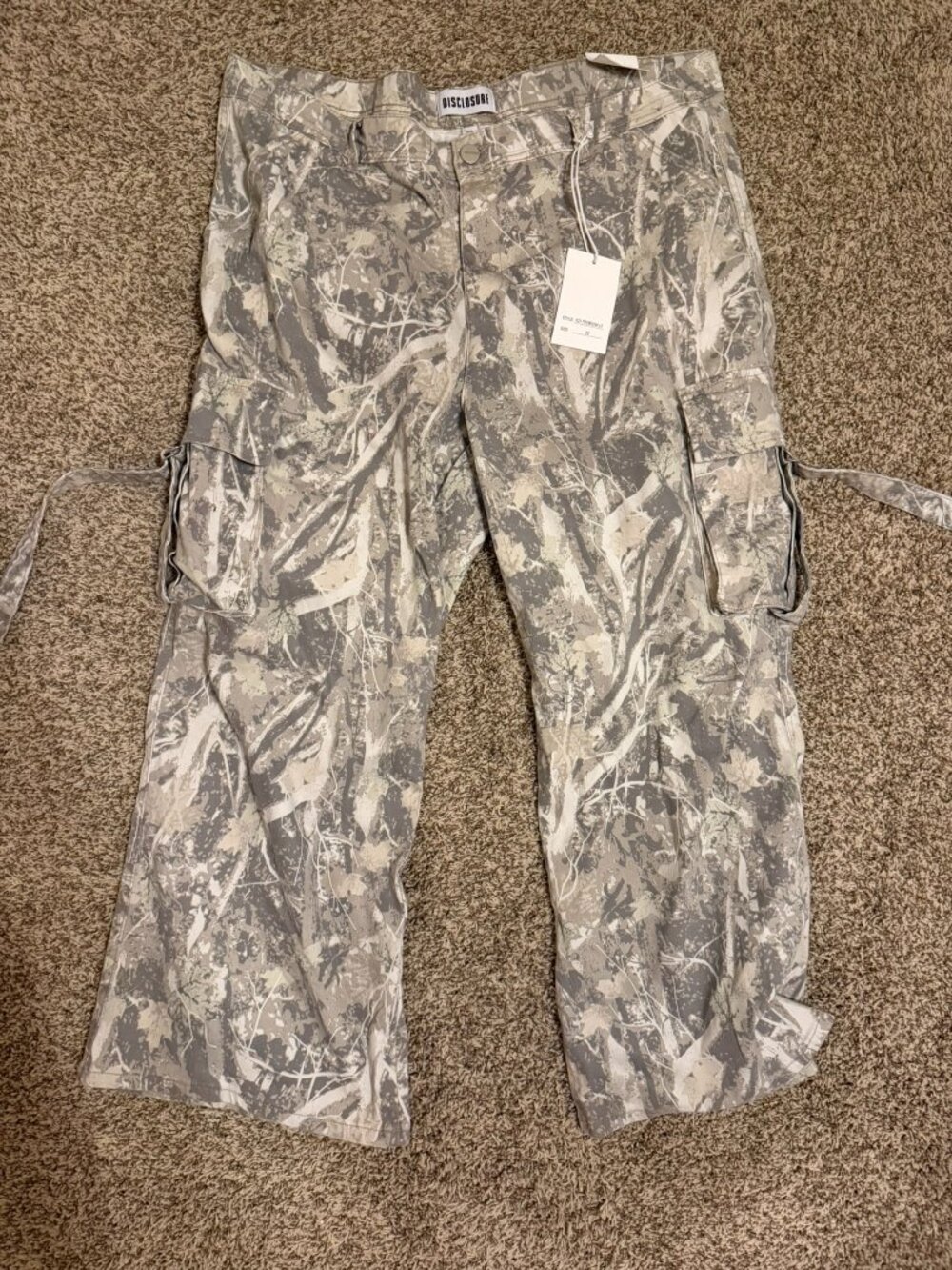 DISCLOSURE BRAND CAMO CARGOS